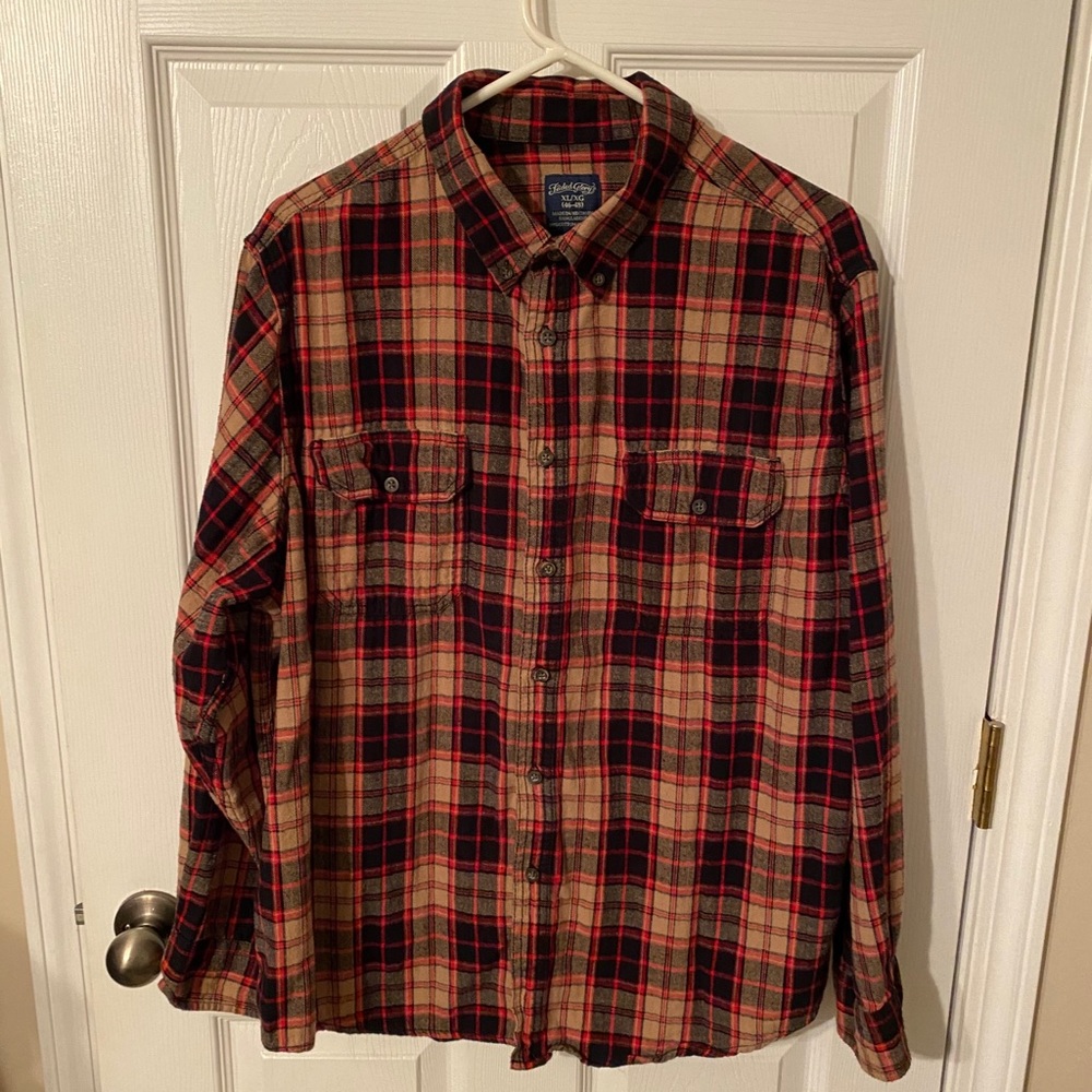 Men’s flannel shirt